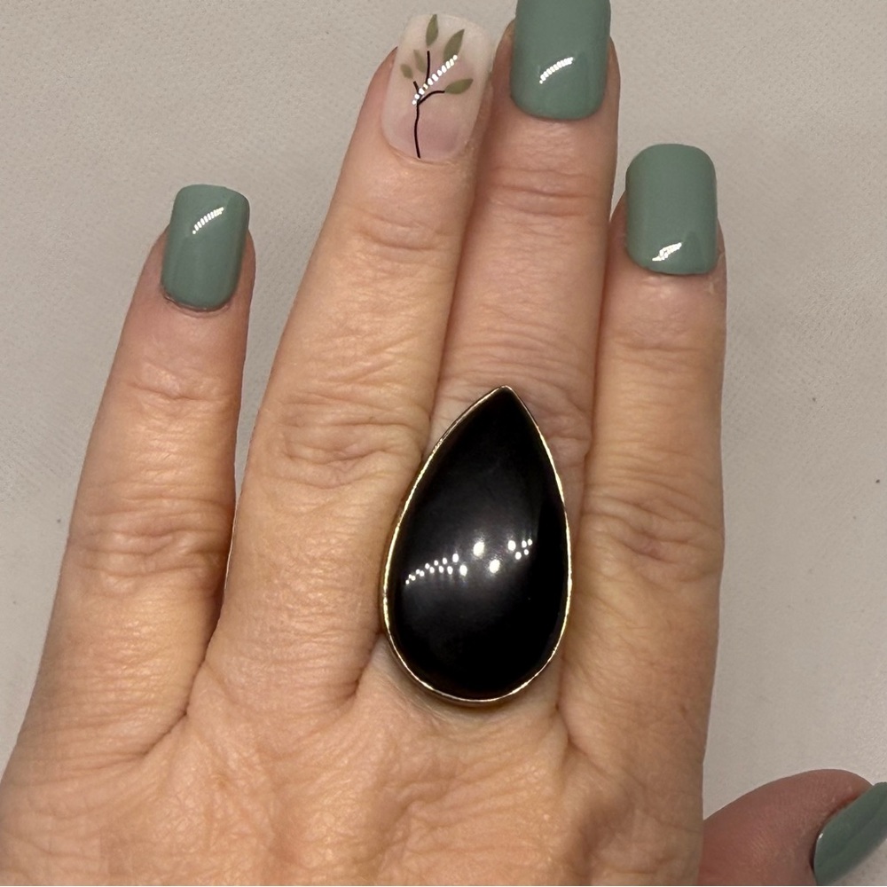 925 Sterling silver Teardrop Black Stone Ring size 9.5